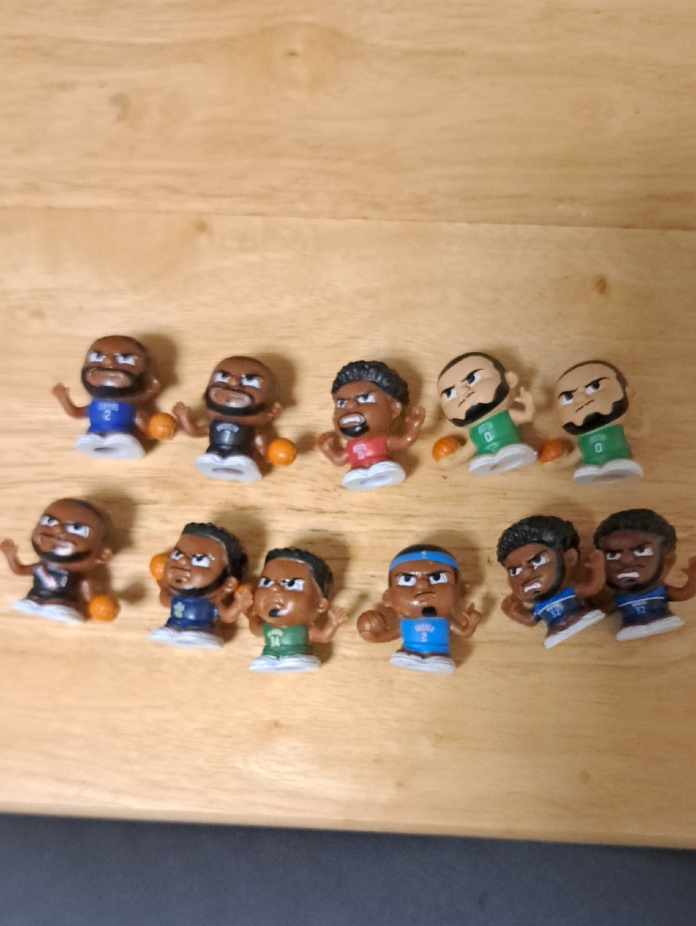 Mini Basketball Player Figures - Assorted Colors Party Animal TeenyMates NBA